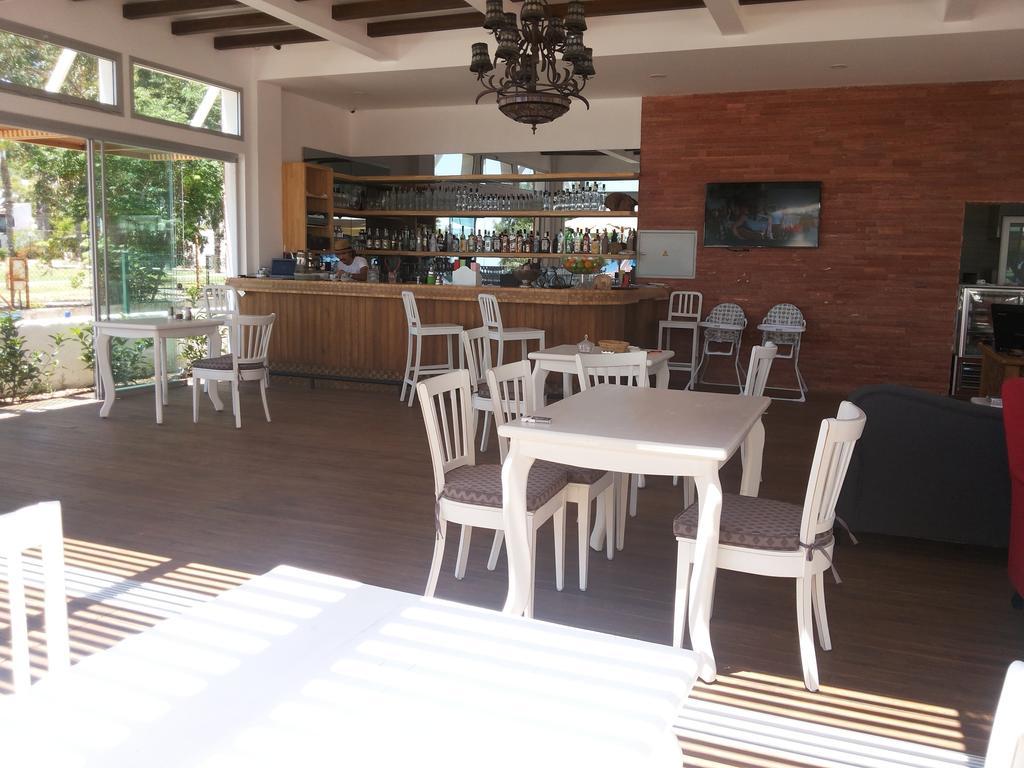 Meggs Bodrum Beach Restaurant & Hotel Ortakent Εξωτερικό φωτογραφία