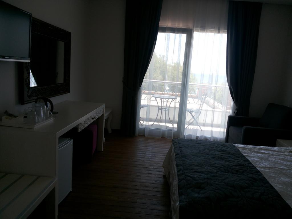 Meggs Bodrum Beach Restaurant & Hotel Ortakent Εξωτερικό φωτογραφία