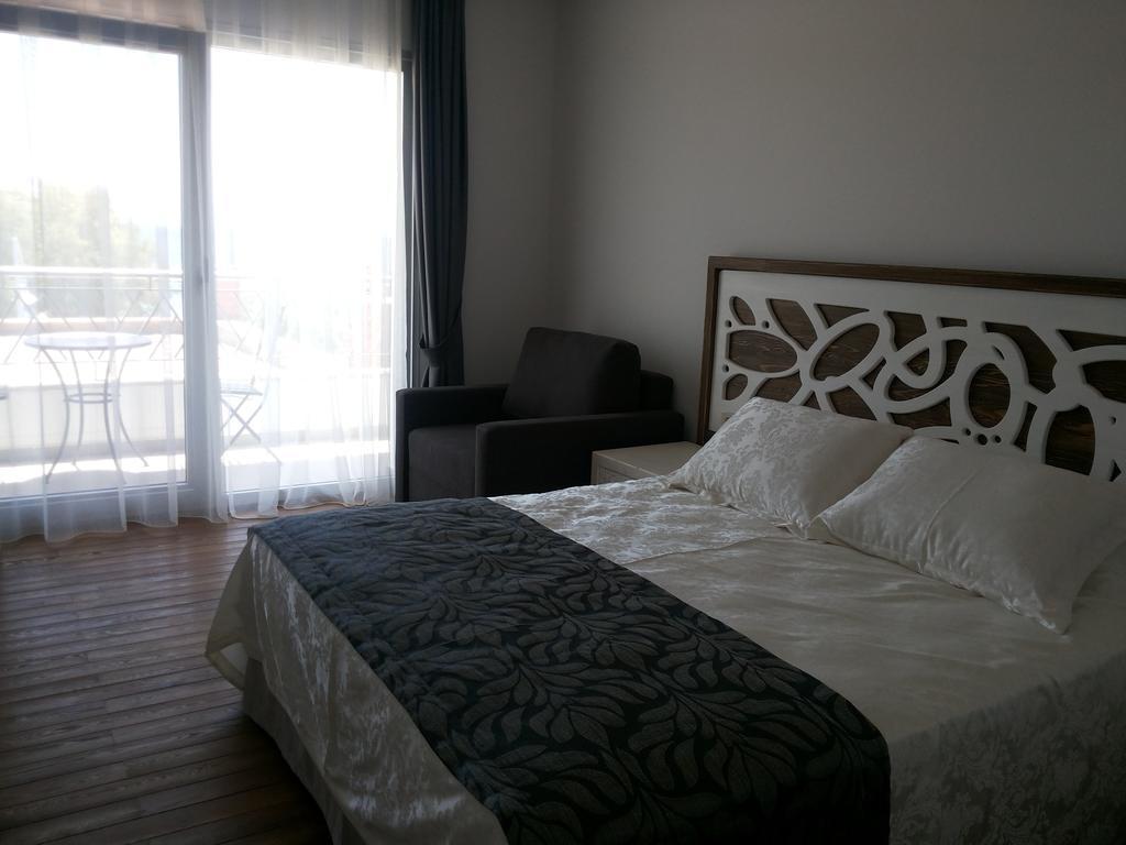 Meggs Bodrum Beach Restaurant & Hotel Ortakent Εξωτερικό φωτογραφία