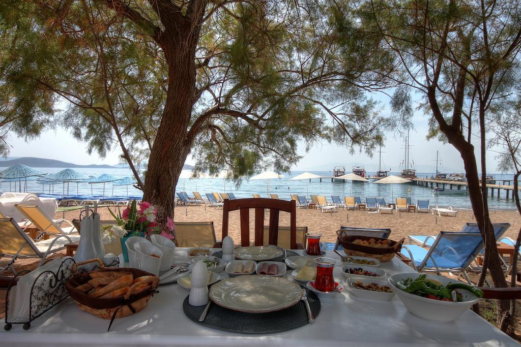 Meggs Bodrum Beach Restaurant & Hotel Ortakent Εξωτερικό φωτογραφία