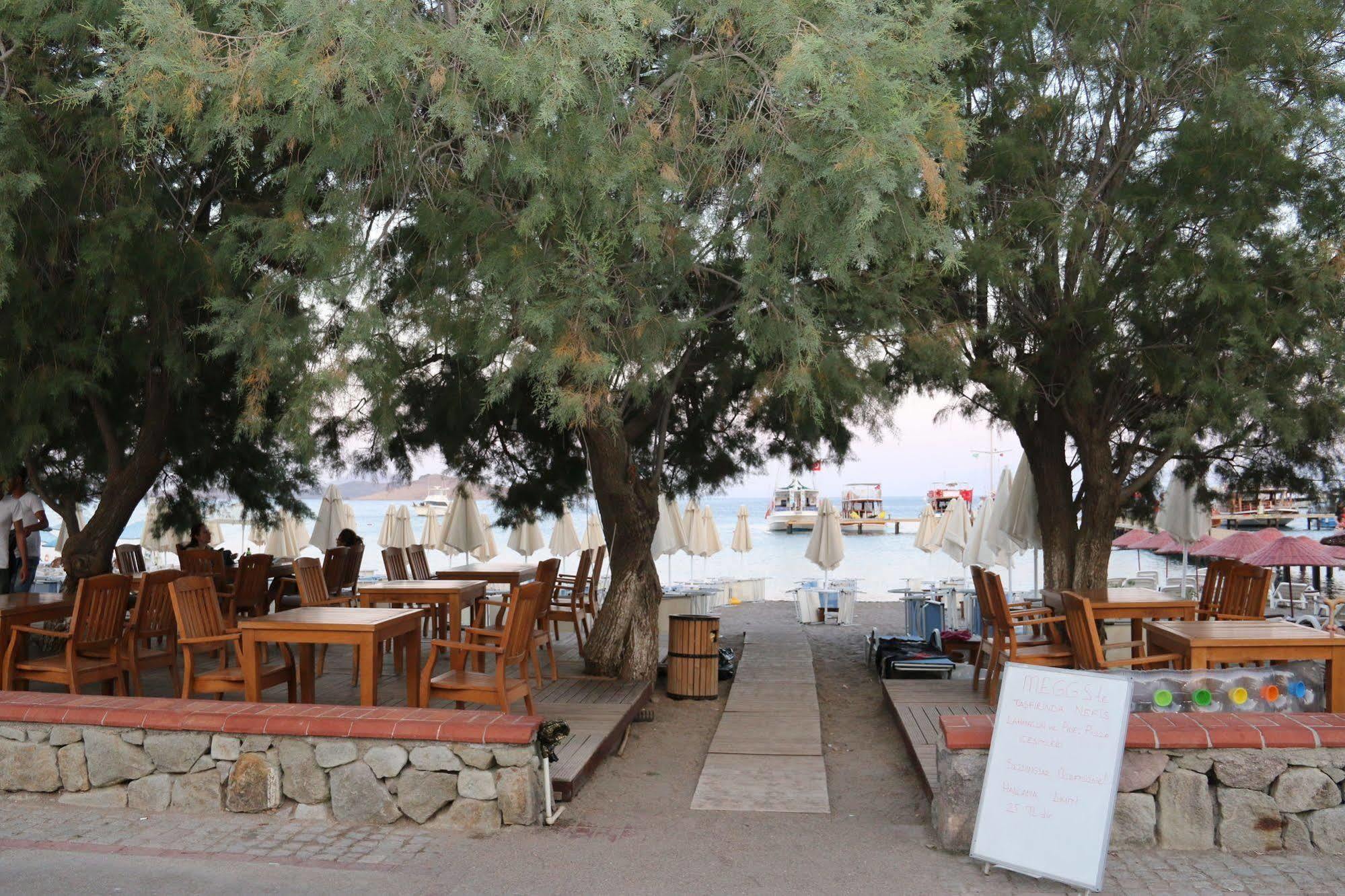 Meggs Bodrum Beach Restaurant & Hotel Ortakent Εξωτερικό φωτογραφία